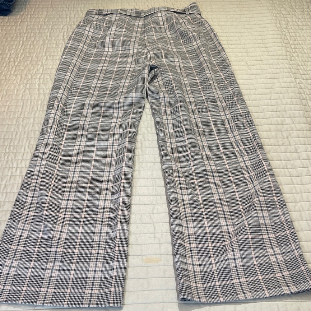 Lulu's WOMENS SIZE L Classic Gray and pink Checkered Pants - Picture 9 of 9